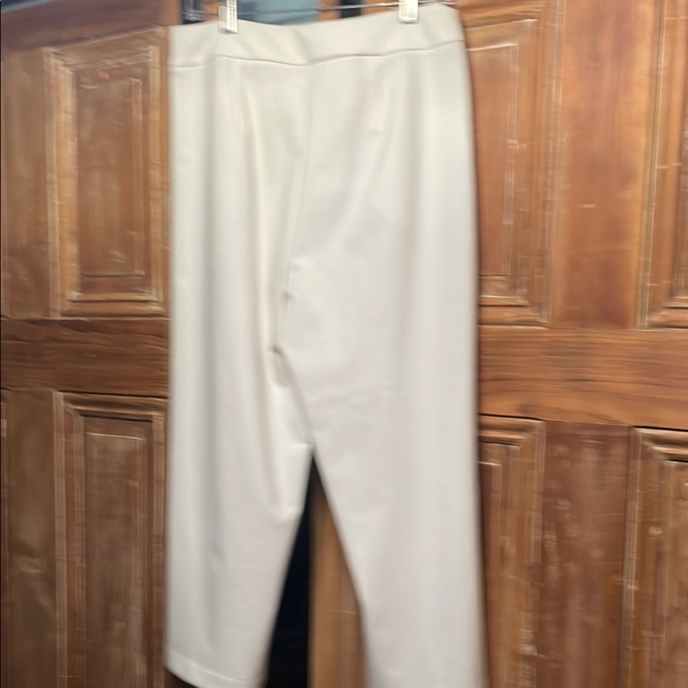 Rachel Zoe White Cropped Pants - Picture 4 of 6